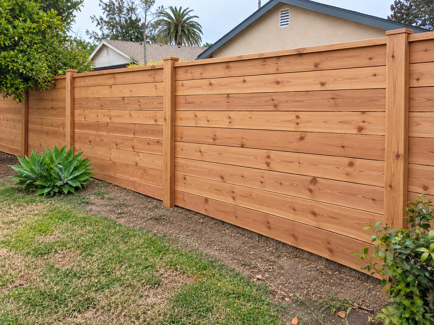 Horizontal cedar fence design visualization